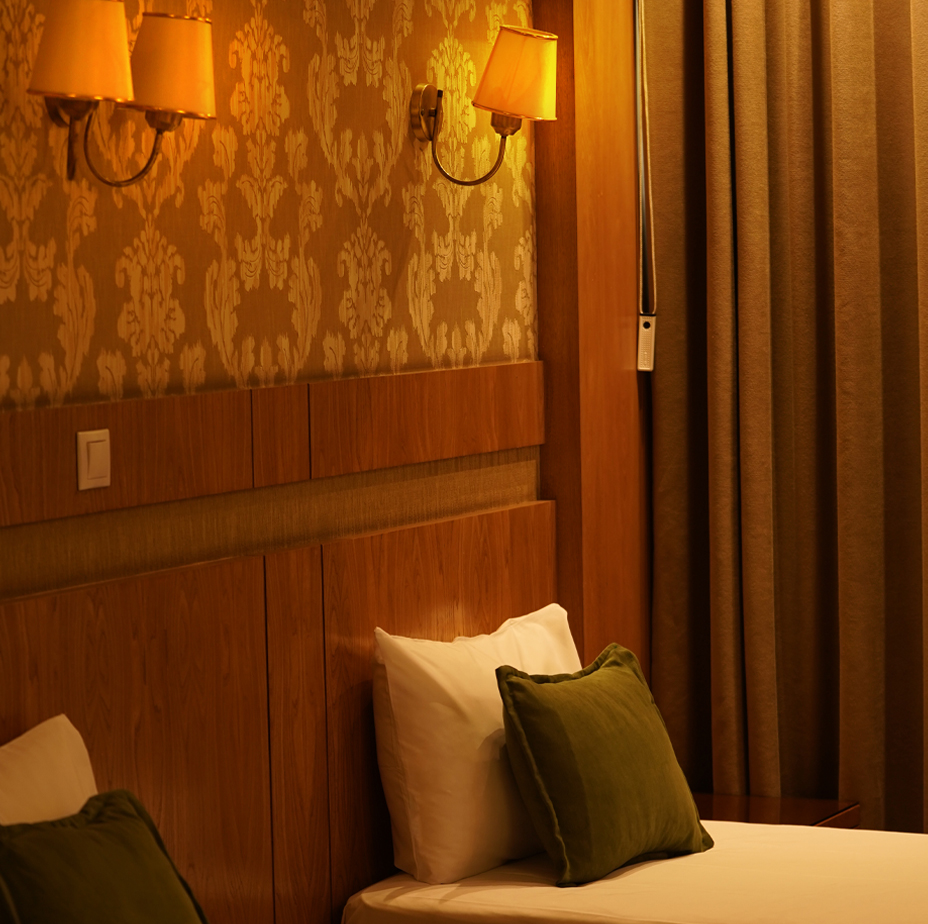 Hotel Madaen Mashhad